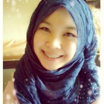 ini saya , ini hidup saya , ya beginilah saya dengan segala kekurangan dan kelebihan saya.