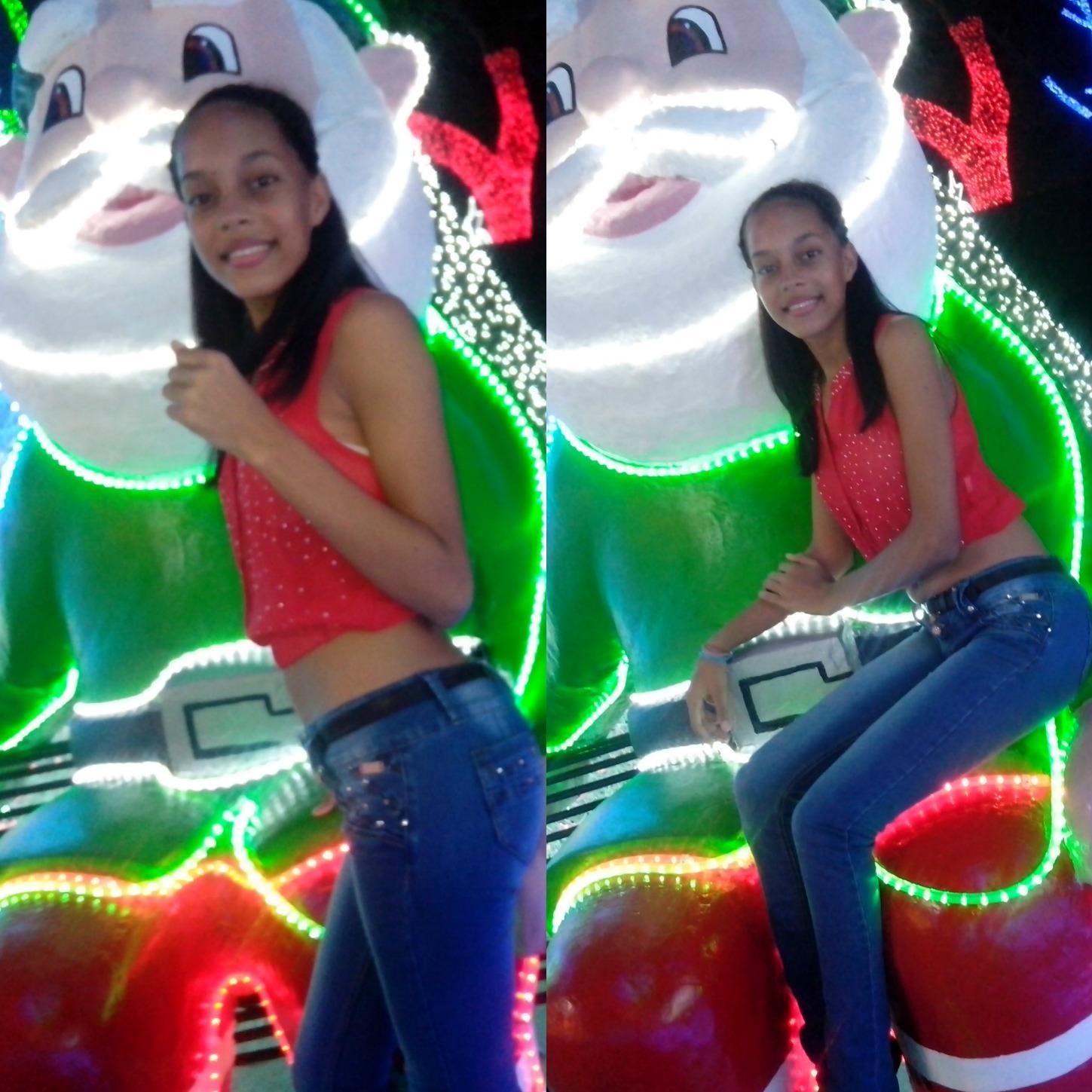 --Merry Crhistma Para Usttedes EsperoO QK La Pasen Super Mega Biiien Y QK En Estte Nuevo AñoO Se Les Cumplasn Todos Sus Deceos whahahahh  Ho Ho Ho ♥♥♥