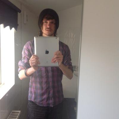 Zaphiroc's profile picture. Jason 25 Left wing. I like pictures of cats and metal. I also like gigs, festivals and unsigned bands. Dom/Top in training. I have a kitty already.