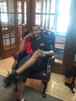 BlackgateDr's profile picture. money world wide