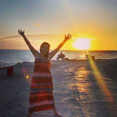 Venezolana, madre, Coach ,  emprendedora y experta en Desarrollo de Talento Humano y Organizacional. Asesora Integral Empresarial.