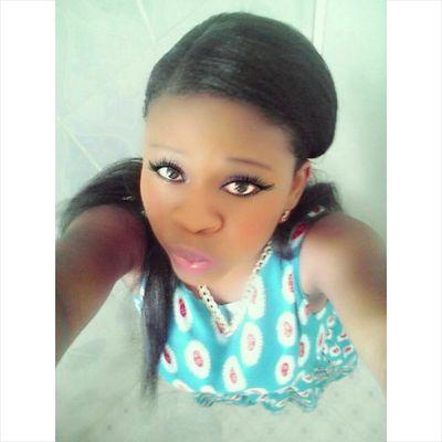 papaqwesy's profile picture. IG: @qwesylegend  (kik) qwesylegend