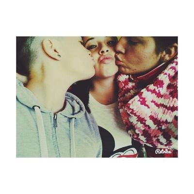 Mis hermanas lo mas grande ADAKY11.