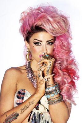 RachelNeon's profile picture. I love Neon Hitch ❤