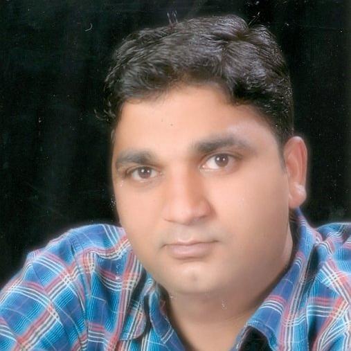 Entreprenuership, Datascience,  Java, Pyhton, Javascript, UX, Frontend, Architecture
