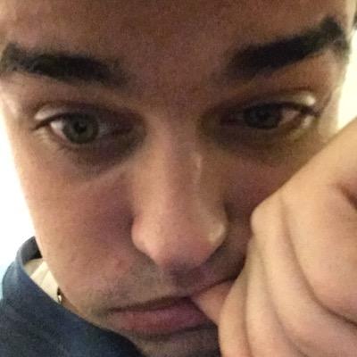 Thugdor's profile picture. J'suis moins petit, j'suis plus vieux mais j'ai jamais grandis! #TeamOM