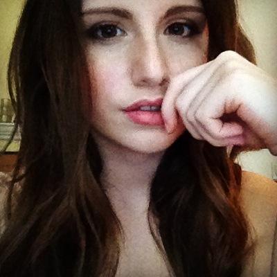 christielee_'s profile picture. Actor • 👑