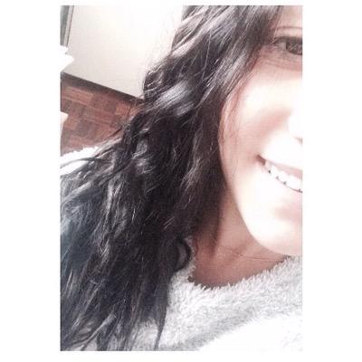 JamieBowerOffic's profile picture. Amare significa distruggere, essere amati significa essere distrutti.