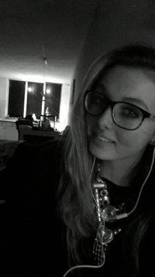 Live in your dream in your dream you're made to be living.