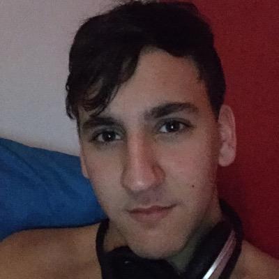 Rogue_Santa1998's profile picture. 