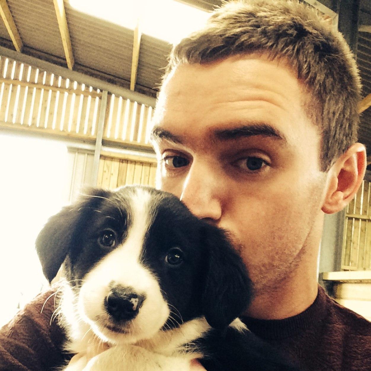 Brown_Town90's profile picture. I do what works for me, you do what works for you.