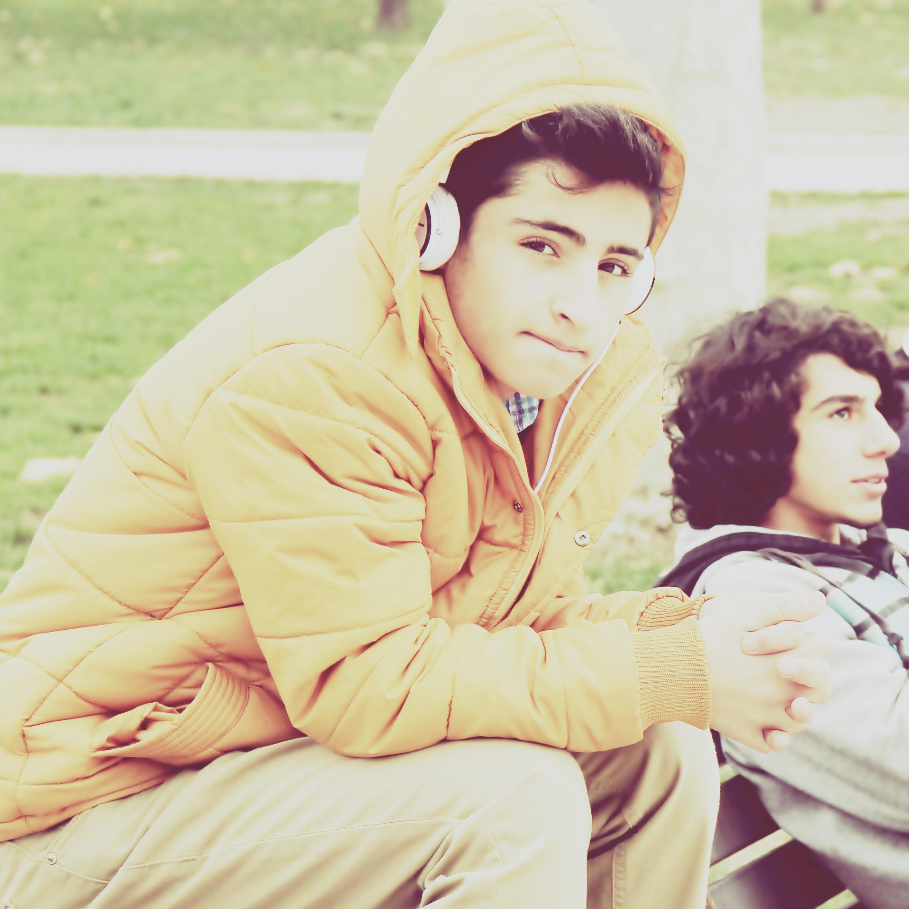 hahasevme's profile picture. Ne Olursa Olsun Hep Gülümse , Sen Kahrolup Üzüleceğine; 
Hayat Ölsün Senin Tek Bir Gülüşüne . . !