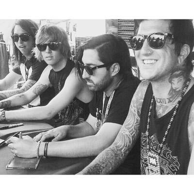 RT or Fave for you favourite band.