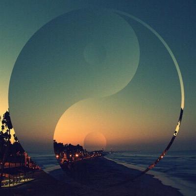 i only retweet funny stuff, facts, qoutes and once in a while ill post something!
