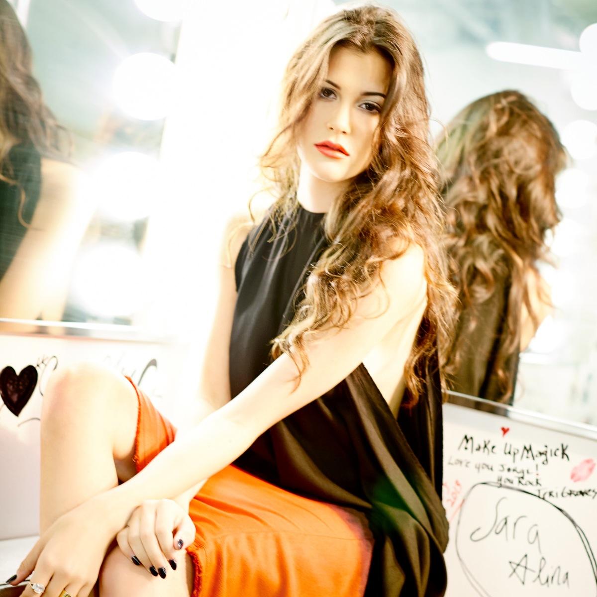 I love new pop star SARA ALINA! Follow her @SaraAlinaMusic. She is my inspiration!! I follow back 100% Check her out! http://t.co/36IbbIYchf