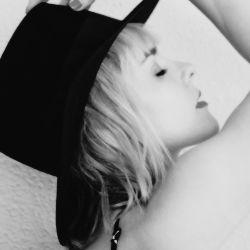 JohannaM_SR's profile picture. 25. Victor. «They can't hurt me. There's no one left that I love»