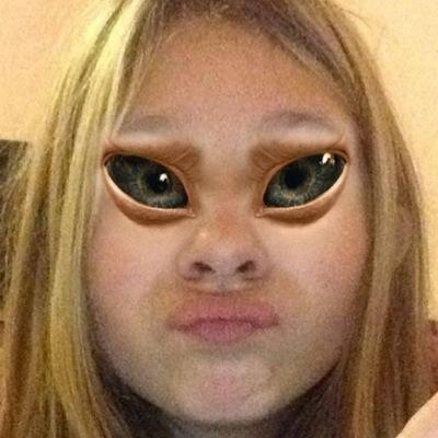 Steffenie3's profile picture. Hejalle sammen første dag på Twitter