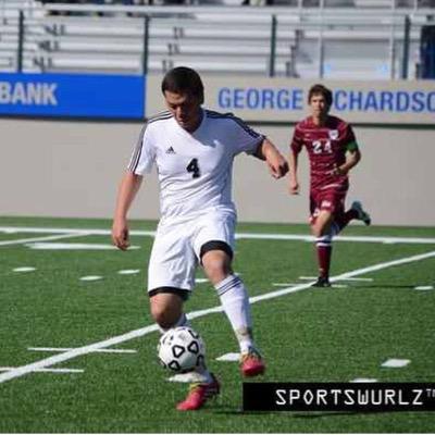 soccer is the sport that makes me feel alive ⚽️⚽️