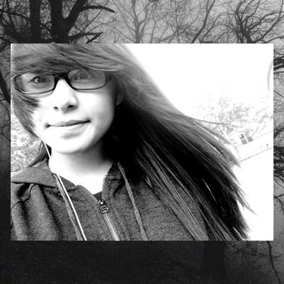 | Follow & I (Un)Follow Back|Mexican American . |Bands| ✌️Chi-Town| I Believe Punk Rock Is Good For The Soul|