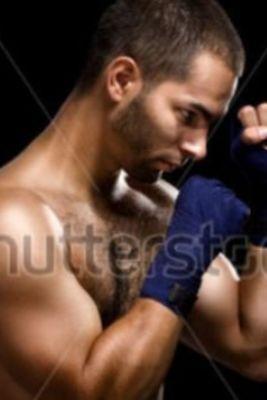 Nueva Cuenta.Peleador de Kick boxing (mma) campeón del título internacional principal.LOL.