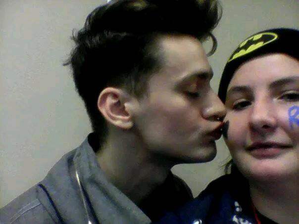 batwoman loves batman @james_rewind
