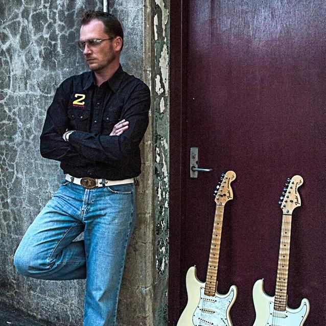 Robby_Fry's profile picture. Singer, Guitarist