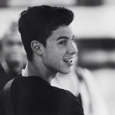 Mendes Army | Just in love with a boy who's a wizard | Saw Shawn 11.30.14