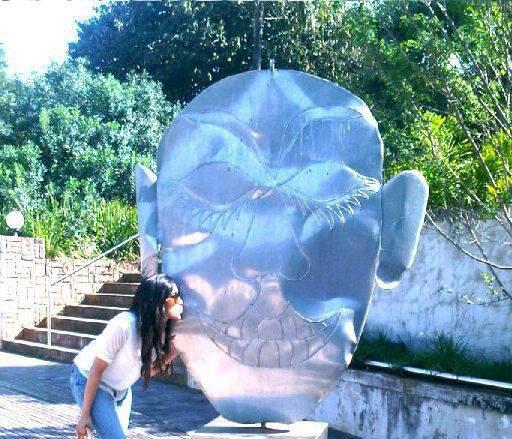 RheaM123's profile picture. 