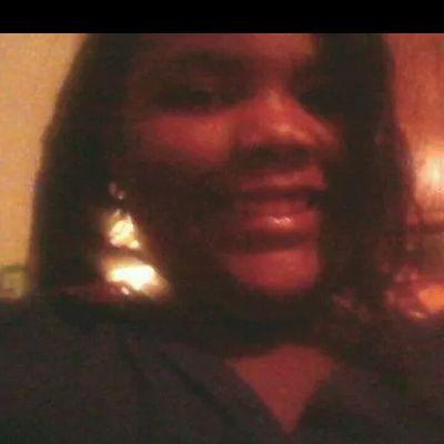 HannakayB's profile picture. 