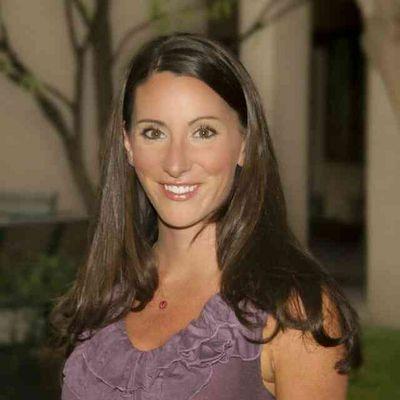 Founder & CMO of @RenterResume. Country girl turned city dweller. Avid juicer & gym-goer, lover of everything outdoors!