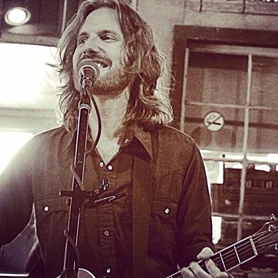 guitarist that sings, singerist that guitars, half of @DawnAndHawkes