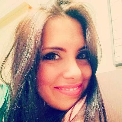 SalutMorales's profile picture. Tan solo soy mis suspiros y mis sonrisas cada dia