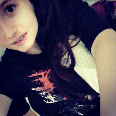 GreedDay, Blink182, HollywoodUndead, ArcticMonkeys, Nirvana, BiffyClyro, Nickelback, FallOutBoy, Scotland, Lesbian! MusicIsBae