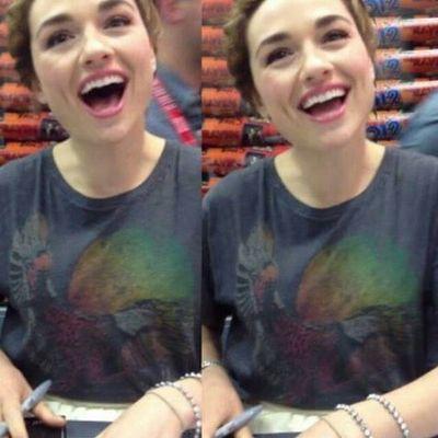 cherky scrub the mile long dick with dimples