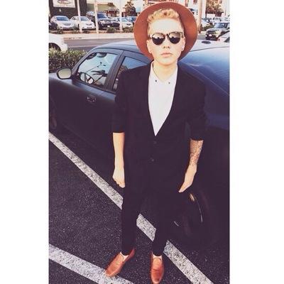 you can ask this account if you need help on homework ❤️ dm me or tweet me. I will retweet and this fandom will try to help! @twinklecaylen