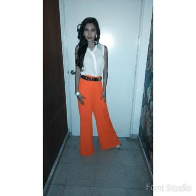Feliz Modelo✌ te amo mucho sos la mejor amiga de todo este mundo mi modelo favorita ❤️f.kath
