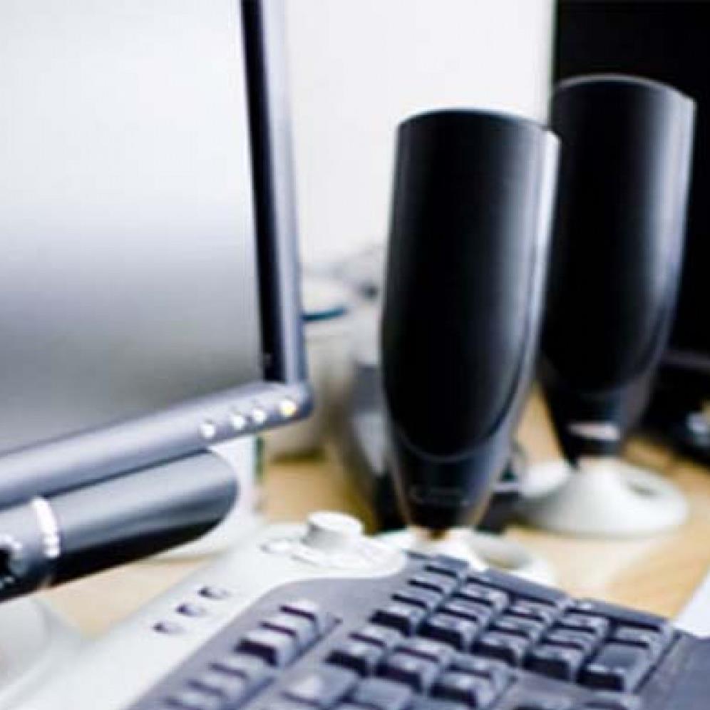 Support en onderhoud aan uw computer thuis is bijna net zo belangrijk als in een bedrijf. Wij zijn bereikbaar op 010-7526976.