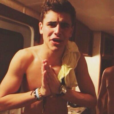 having to deal with the daily struggle, knowing my eyebrows will never be on jacks level.