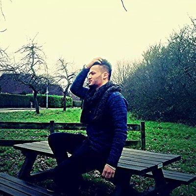 *18* Fb: Can Mohammed TüRkmen / Model, Designer & Künstler (Sänger, Tänzer und Zeichner )