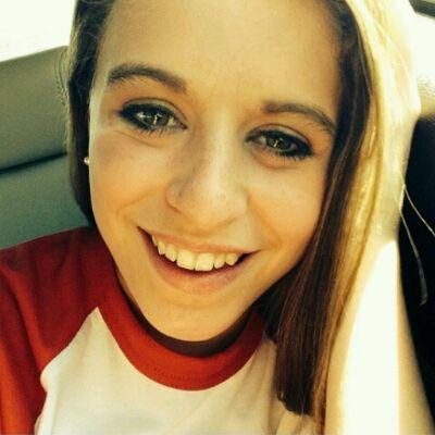 Awclaire15's profile picture. Everytime you look at me i always end up smiling....:)