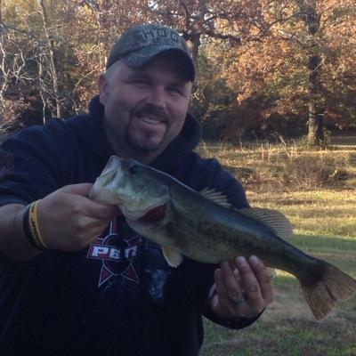 luke_lukecolley's profile picture. Christ follower, husband, father, banker.