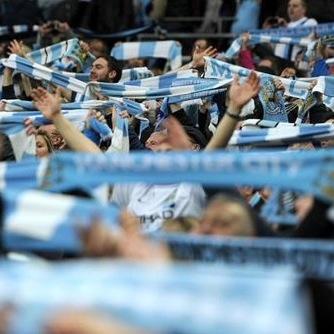 調布
Manchester City