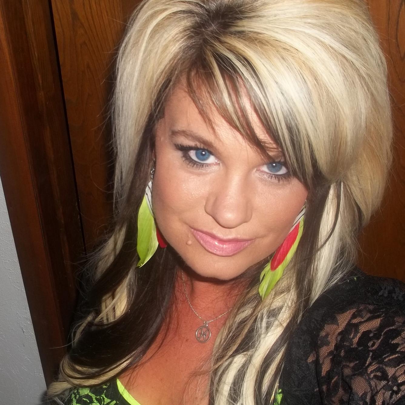 ShalaynaS's profile picture. 