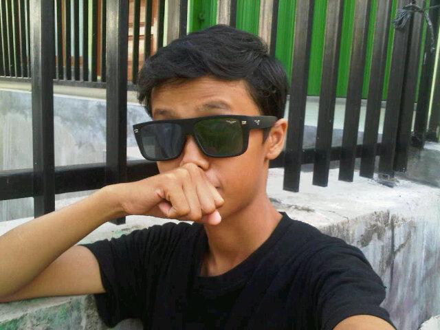 I love @justinbieber Maybe u already know ♬I AM A BOYBELIEBER♬ follow me i'll follow back|follow my another account @dennisalfard