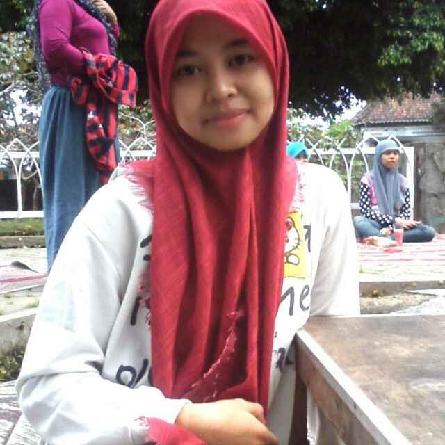 ervinadianz's profile picture. Haha-in aja gak si