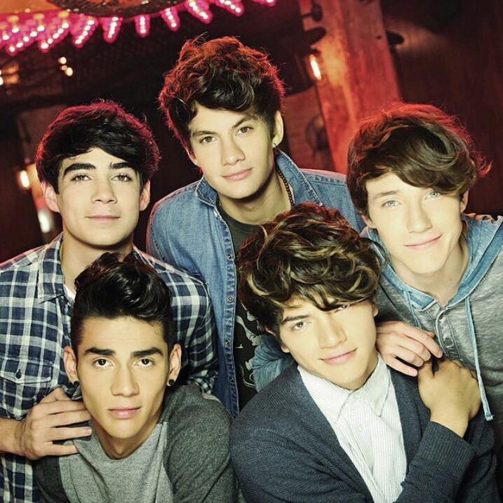 TEAM DE LA PERFECCIÓN♡, cuentas similares: @CD9_AABFJ2, @Jos1Canela, @Alan1Navarro, @Freddy1Leyva, @Bryan1Mouque &' @APV_CD9