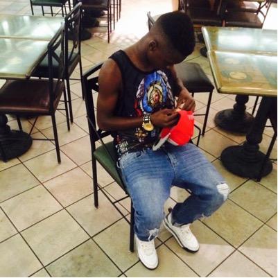 FOLLOW/ME 
 

LOKO BOYZZ