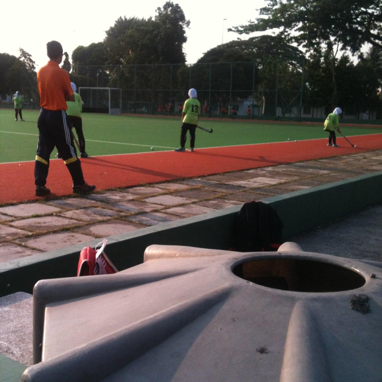 asilahfawa's profile picture. #poyo#hockey player#single#lasak#mmm...lagi ape ekk...eh apsal kau stalk aku!!!?? gi main jauh jauh!!