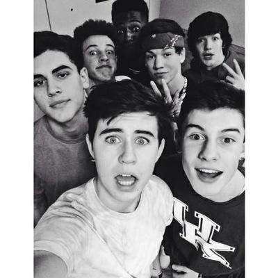 your fave loves you