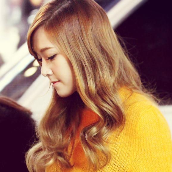 sica056's profile picture. ฟอลฟรี